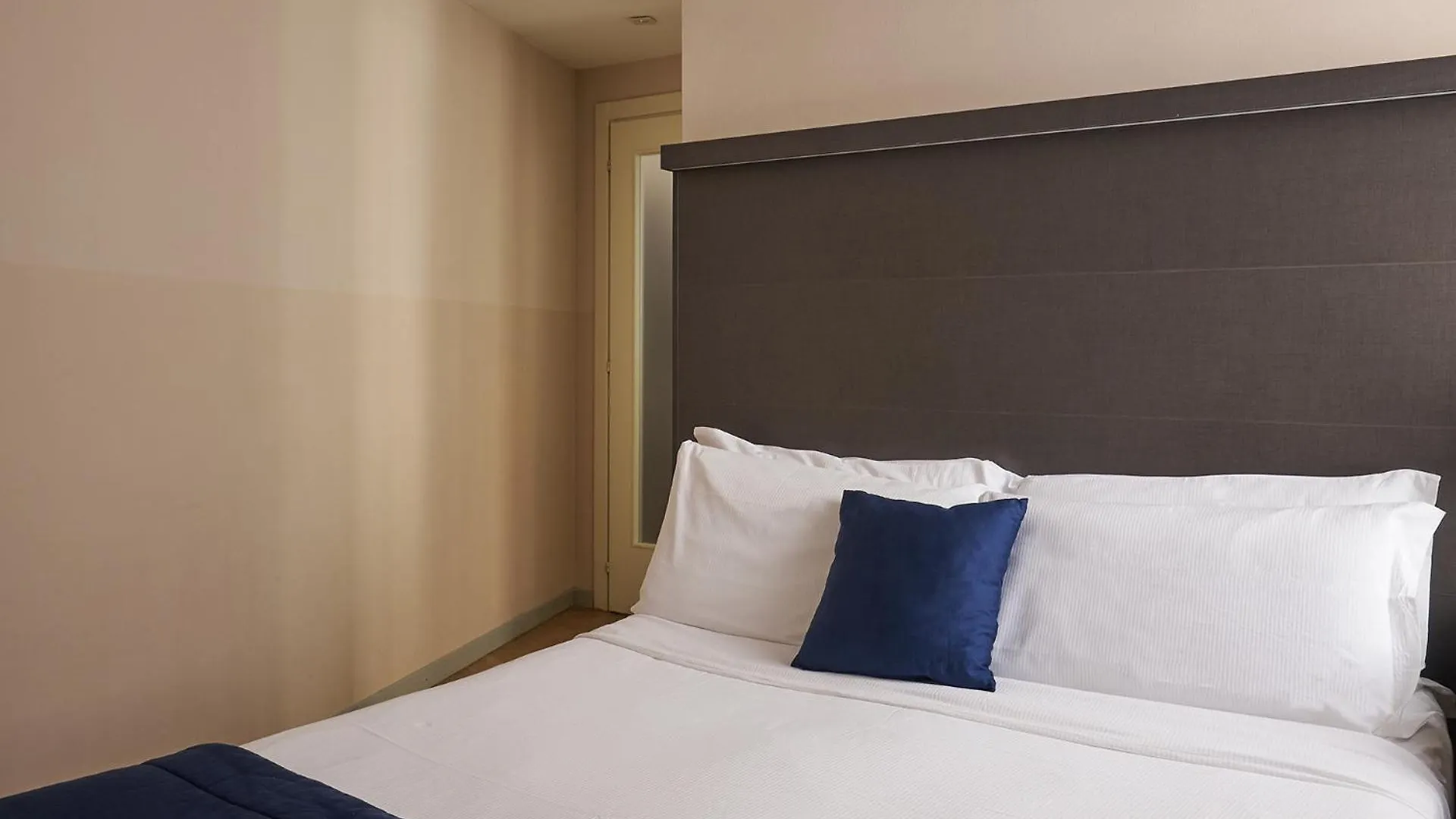 Milan Retreats Duomo Suites Itália