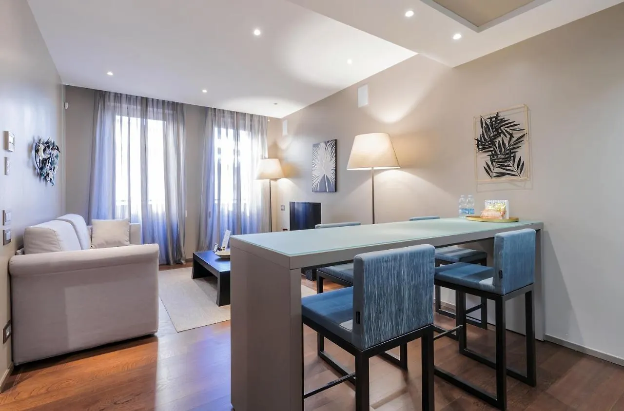 شقة Milan Retreats Duomo Suites إيطاليا