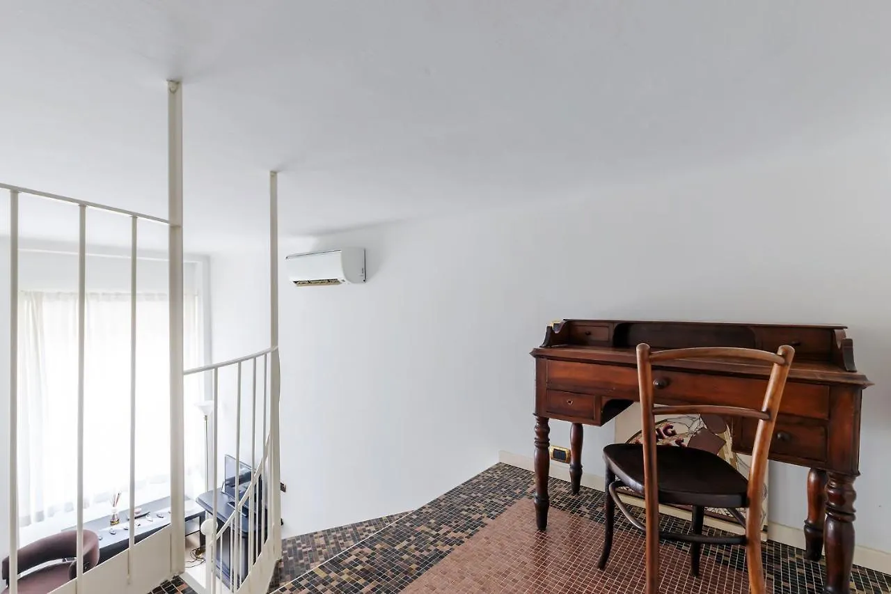 Milan Retreats Duomo Suites إيطاليا