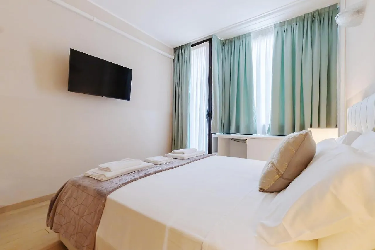 Milan Retreats Duomo Suites Ιταλία