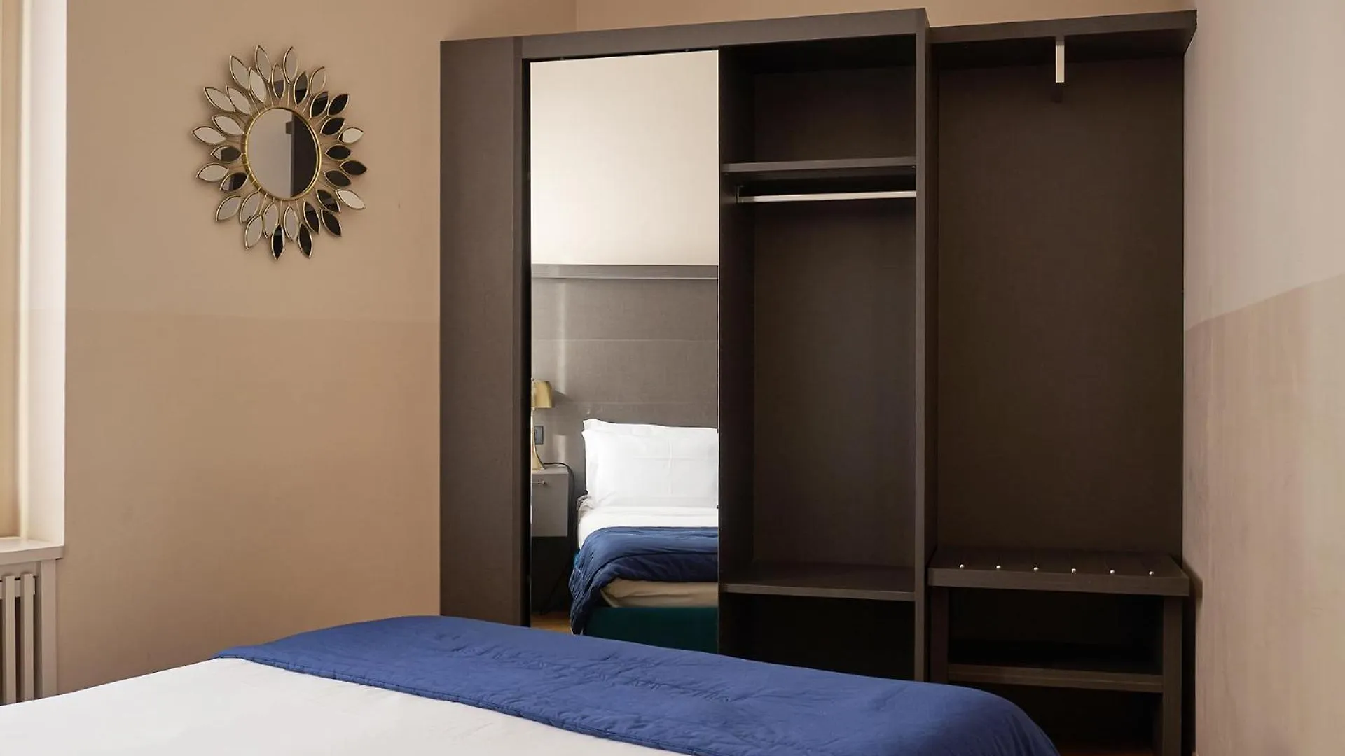 Milan Retreats Duomo Suites 0*,  إيطاليا