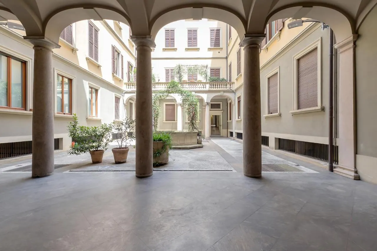 Milan Retreats Duomo Suites 0*,  Ιταλία